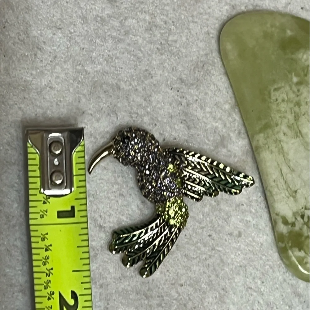Hummingbird Enamel Rhinestone Brooch - Picture 11 of 12
